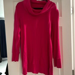 In great condition women’s tunic to wear with leggings or without